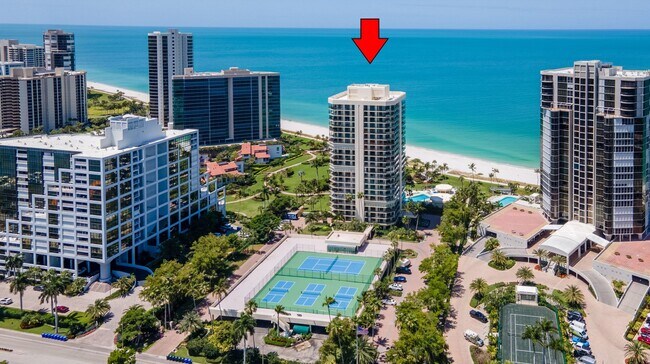 4901 Gulf Shore Blvd N in Naples, FL - Building Photo - Building Photo