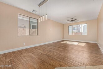 10625 E Knowles Ave in Mesa, AZ - Building Photo - Building Photo