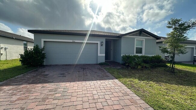 property at 3066 Laurel Oak Ln