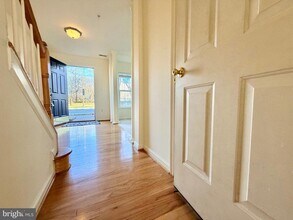 9710 Washingtonian Blvd in Gaithersburg, MD - Building Photo - Building Photo