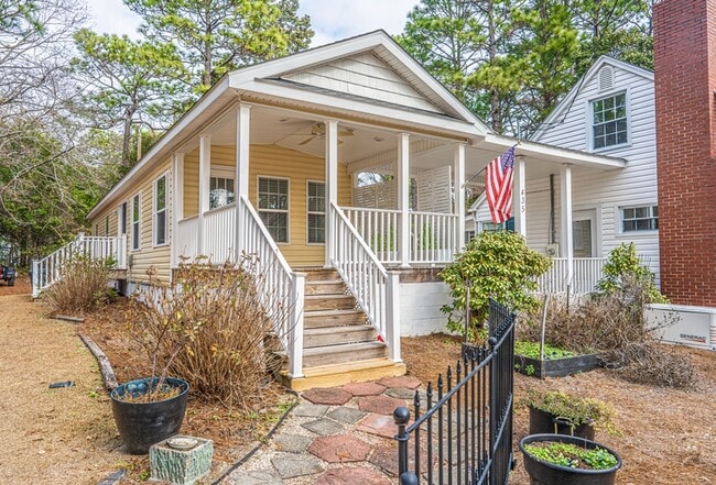 property at 435 W Baltimore Ave