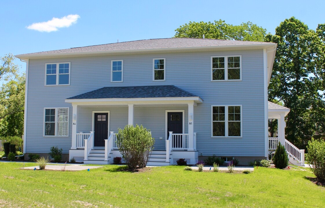50 Hopkins Ln, Unit D-3 in Wakefield, RI - Foto de edificio