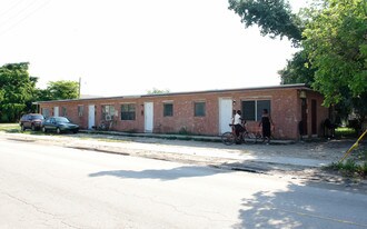 840 NW 3rd St in Fort Lauderdale, FL - Building Photo