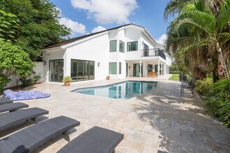 2905 Polo Island Dr in Wellington, FL - Building Photo - Building Photo