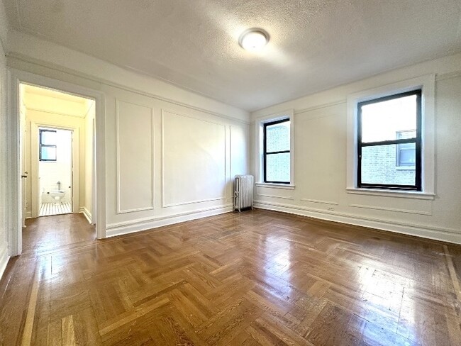 108 Park Terrace E
