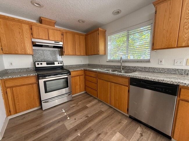 property at 514 NE 80th Ave