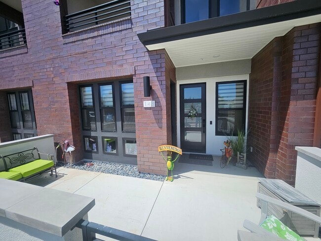 143 8th St in Marina, CA - Building Photo - Building Photo