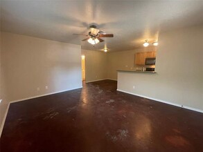 8104 Doreen Ave in Fort Worth, TX - Building Photo - Building Photo