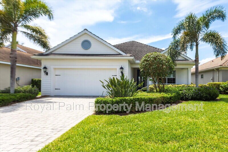 4593 Watercolor Way in Ft. Myers, FL - Building Photo