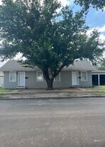 406 22nd St in Canyon, TX - Building Photo