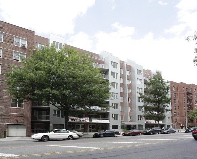 Waterfalls Apartments Brooklyn, NY Apartments For Rent