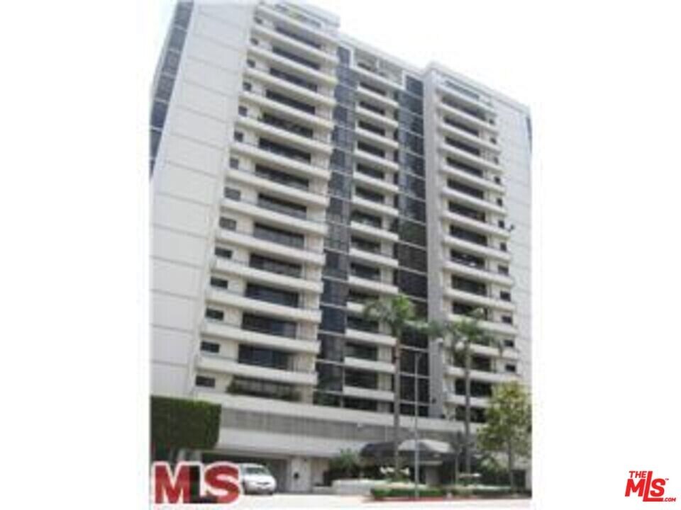 10660 Wilshire Blvd in Los Angeles, CA - Building Photo