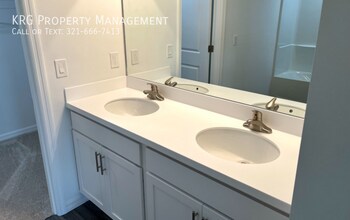 4303 NE 12th Ct in Cape Coral, FL - Building Photo - Building Photo