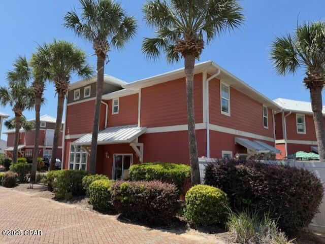 100 Downing St in Panama City Beach, FL - Building Photo