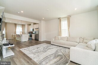 336 Pemberton Park Ln in Frederick, MD - Building Photo - Building Photo