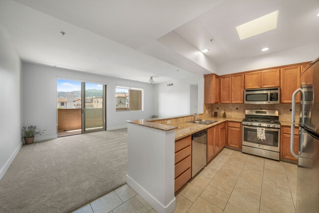Villa Del Rey Apartments
