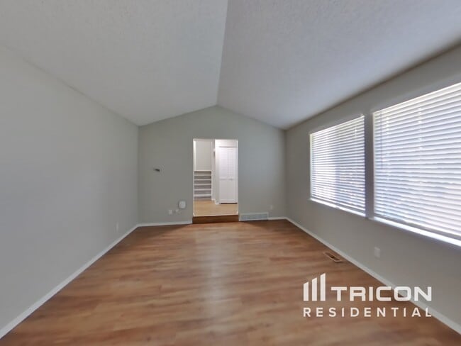 31811 24th Ave SW in Federal Way, WA - Building Photo - Building Photo