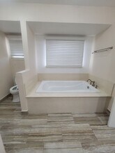 3240-3242 Cerritos Ave in Signal Hill, CA - Building Photo - Building Photo