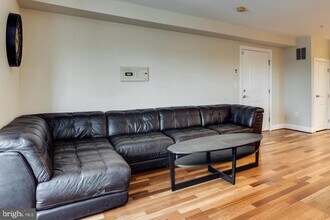 911 Kennedy St NW-Unit -11 in Washington, DC - Building Photo - Building Photo