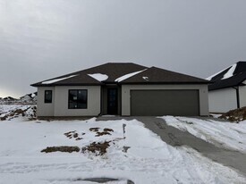 5209 Whisper Dr in Columbia, MO - Building Photo