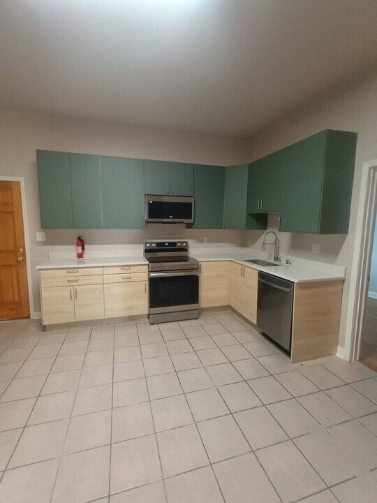 2035-2037 N Buffum St in Milwaukee, WI - Building Photo