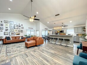 2290 Milltowne Way in Lake Mary, FL - Building Photo - Building Photo