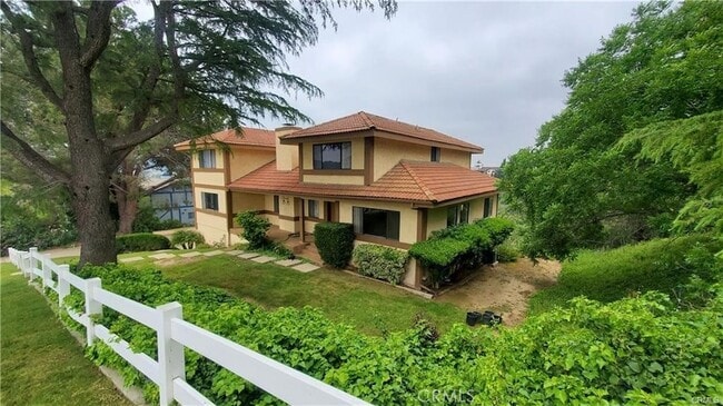 2721 Broken Feather Ln in Diamond Bar, CA - Building Photo - Building Photo