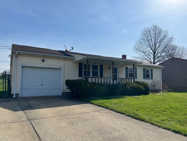 property at 3679 Oakview Dr