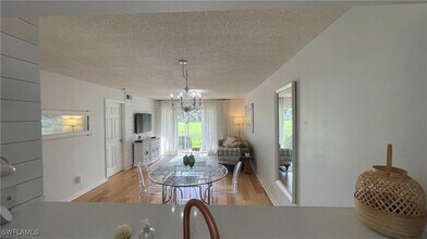 267 Quail Forest Blvd in Naples, FL - Building Photo - Building Photo