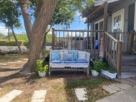 301 Primrose Dr in Corpus Christi, TX - Building Photo