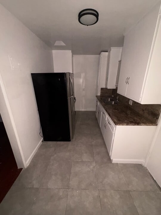 828 Cedar St in Santa Monica, CA - Building Photo