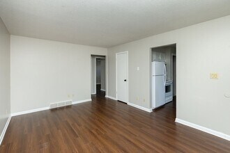 310 NE Trilein Dr in Ankeny, IA - Building Photo - Building Photo