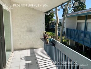 613 S Prospect Ave in Redondo Beach, CA - Building Photo - Building Photo
