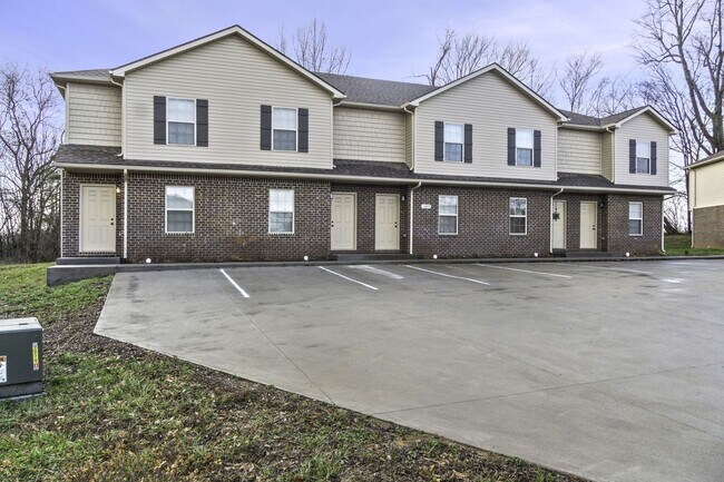 1476 Amberjack Ct in Clarksville, TN - Building Photo - Building Photo