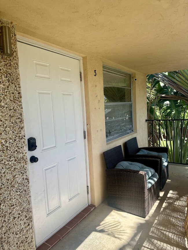 619 N K St in Lake Worth Beach, FL - Building Photo - Building Photo