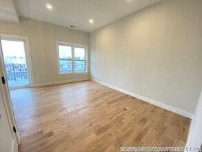 275 Webster St in Boston, MA - Building Photo - Building Photo