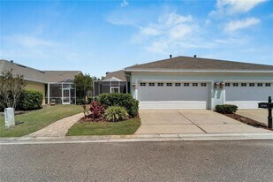 5508 Golden Isles Dr in Apollo Beach, FL - Building Photo