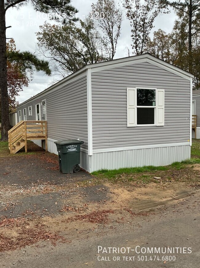 property at 475 E Robins St