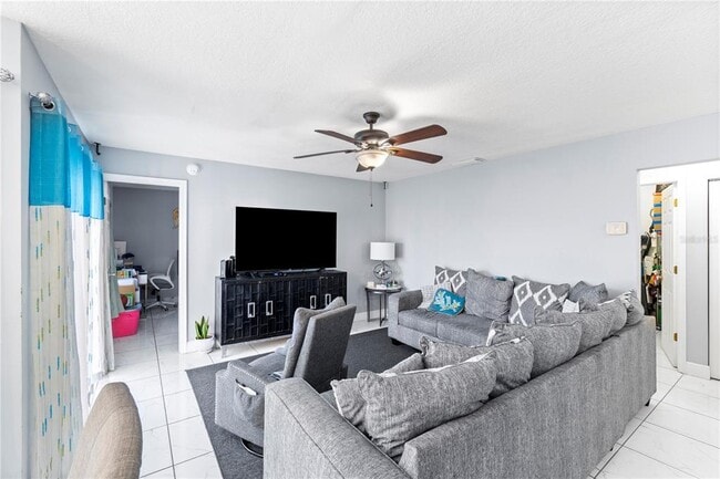 432 Hunter Cir in Kissimmee, FL - Building Photo - Building Photo