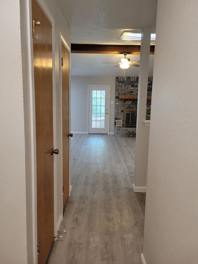 2406 Hidden Hill Dr in Killeen, TX - Building Photo - Building Photo