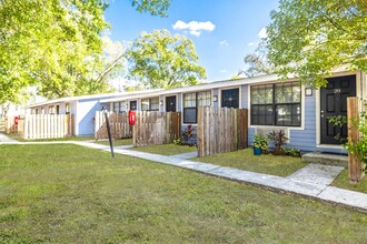 Fountainview Apartments in Haines City, FL - Foto de edificio - Building Photo