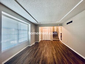 10595 Gillette St in Lenexa, KS - Building Photo - Building Photo