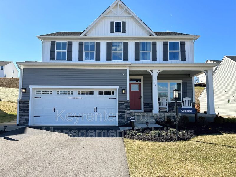 2745 Dorval Rd in Harrisonburg, VA - Building Photo