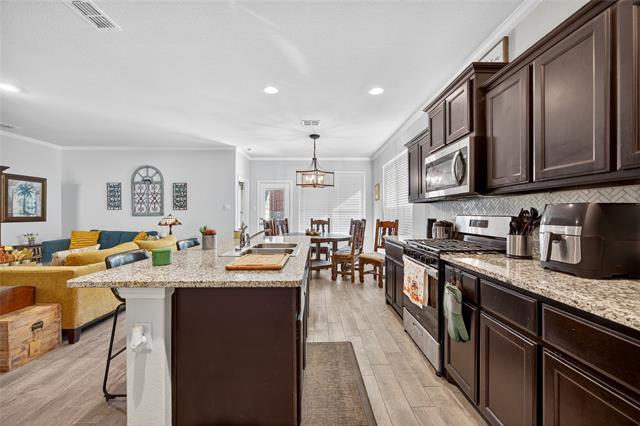 9713 Fallston Dr in Fort Worth, TX - Building Photo - Building Photo