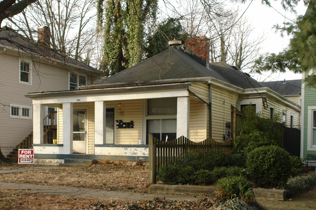 230 S Bayly Ave in Louisville, KY - Building Photo - Building Photo