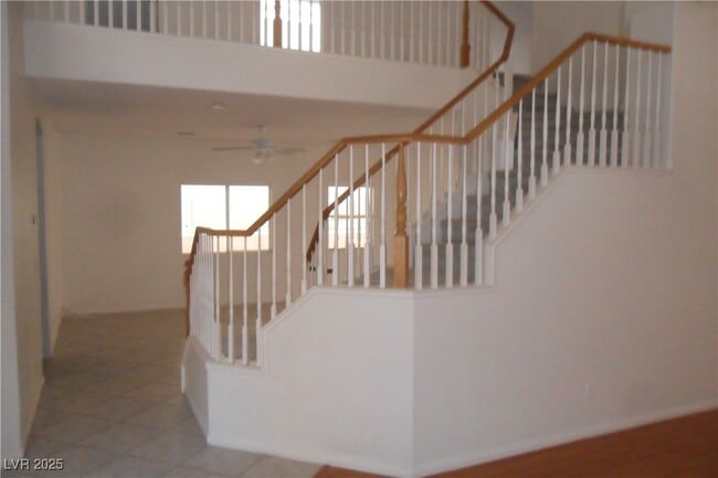 3741 Grand Viewpoint Ct