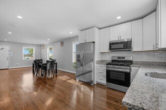 4923 Lasalle Ave in Baltimore, MD - Building Photo - Building Photo