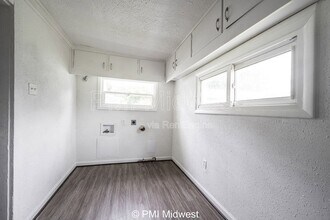 1433 W 5th St in Anderson, IN - Foto de edificio - Building Photo