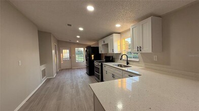 4531 Deer Run Rd in St. Cloud, FL - Building Photo - Building Photo