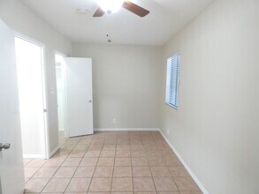 2918-2922 Pacific Ave in Long Beach, CA - Building Photo - Building Photo